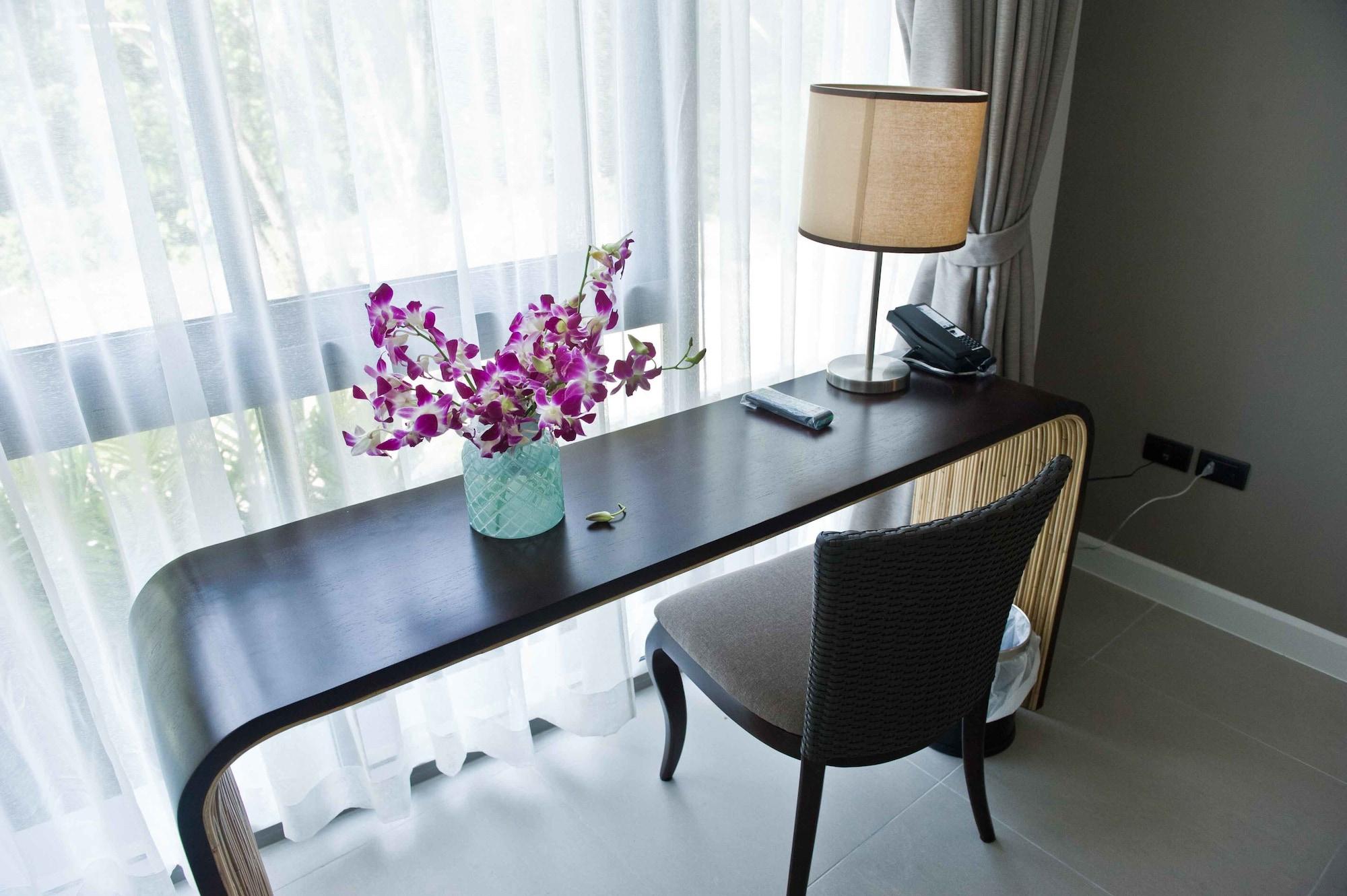Apartamento Ocean Stone Phuket Exterior foto
