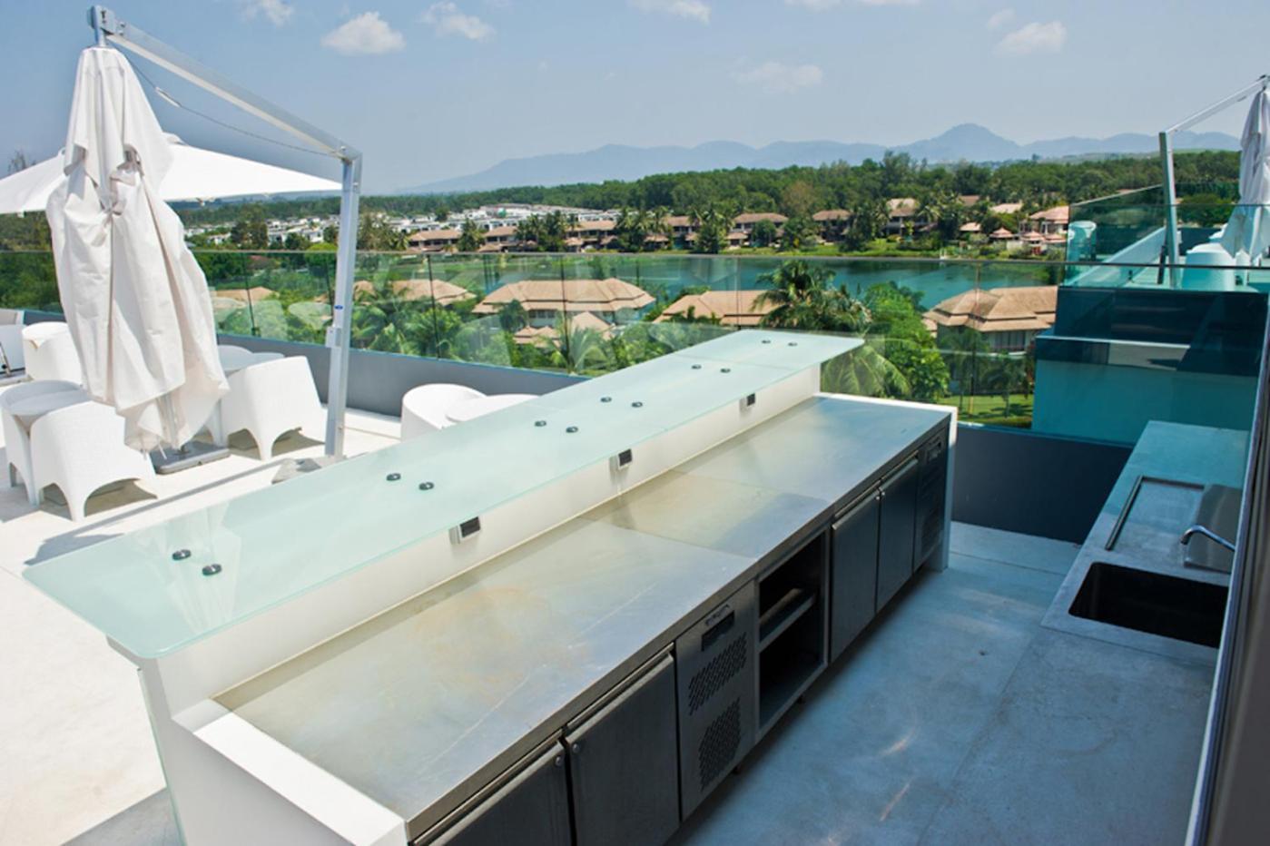Apartamento Ocean Stone Phuket Exterior foto