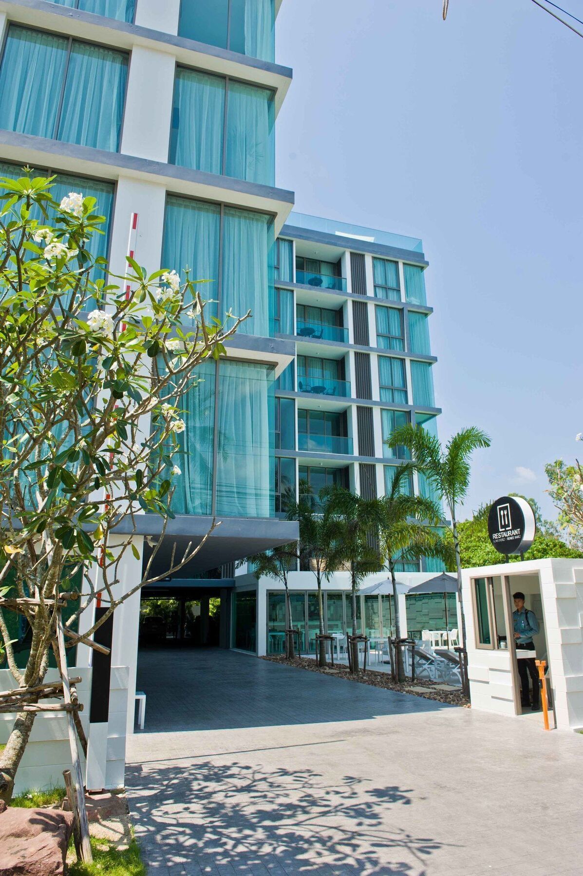 Apartamento Ocean Stone Phuket Exterior foto