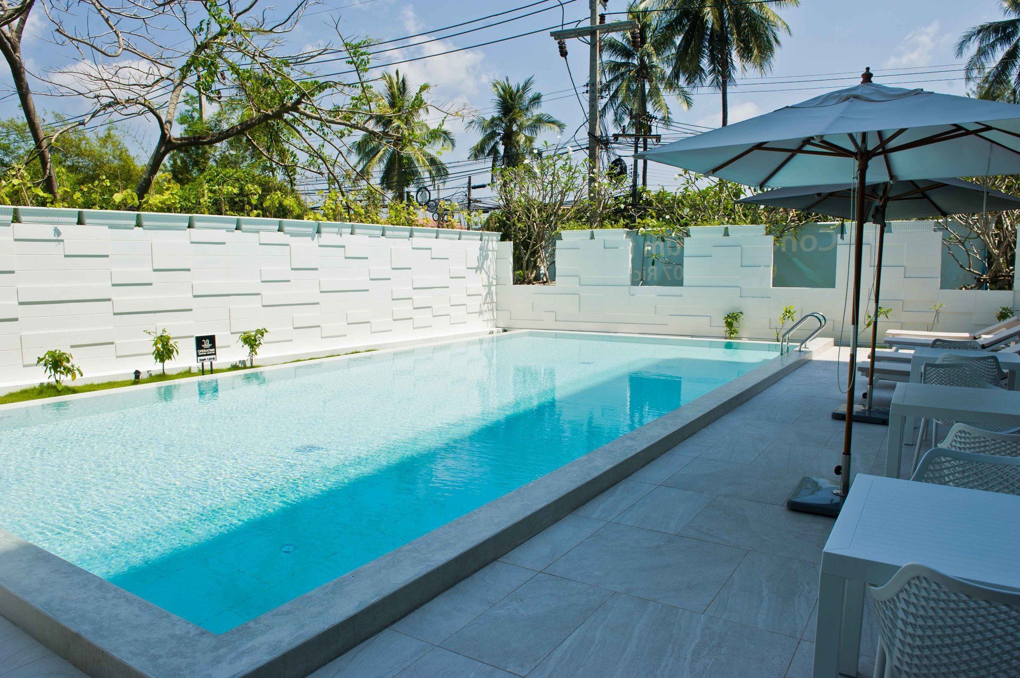 Apartamento Ocean Stone Phuket Exterior foto