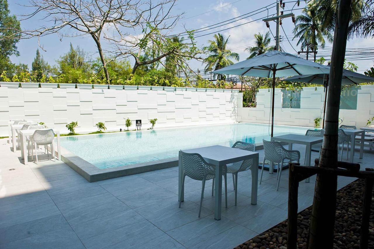 Apartamento Ocean Stone Phuket Exterior foto